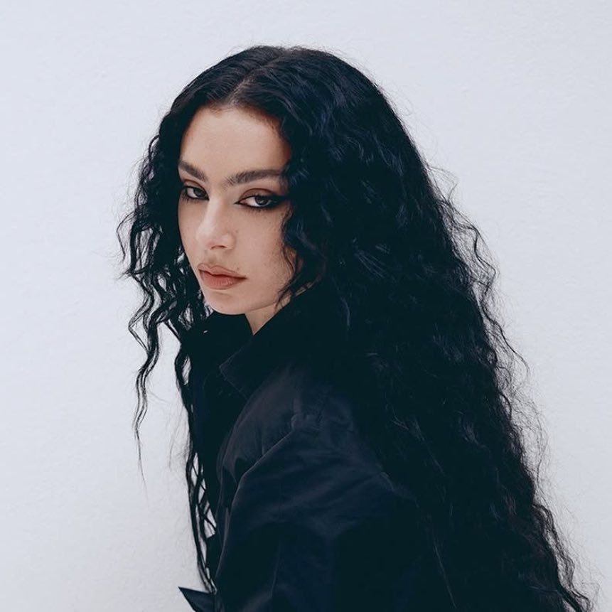.<a href="/MarinaDiamandis/">MARINA</a> reveals <a href="/charli_xcx/">Charli</a> releasing "Girl, so confusing" helped the two reconcile their differences: 

"I love her work and it’s so inspiring to see what she did with Brat. She just fully deserves it.” (Via <a href="/RollingStone/">Rolling Stone</a>)