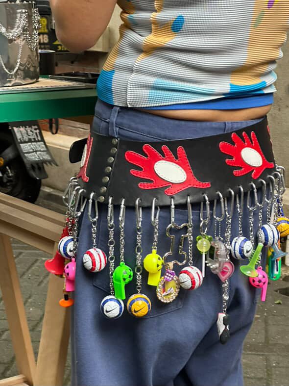 Shanghai caught Nike Total 90 fever on Monday.