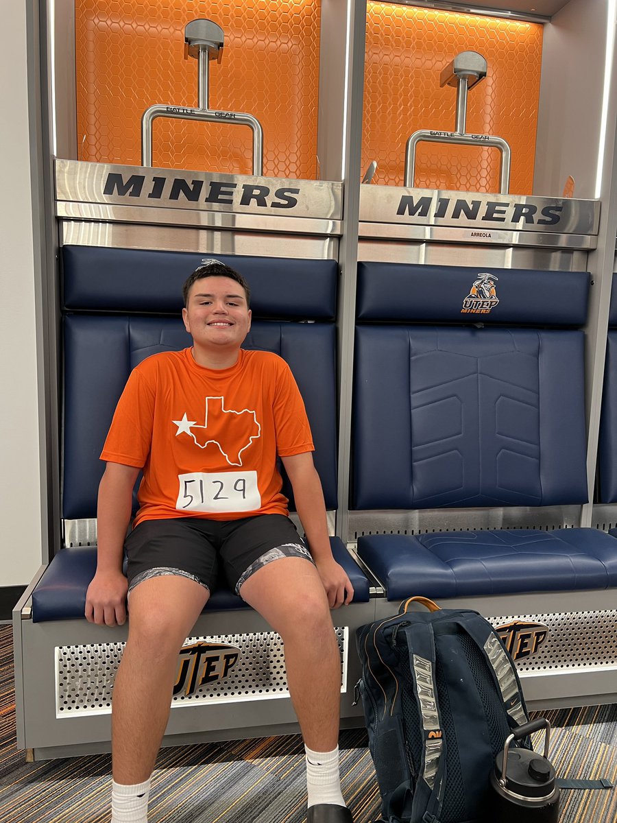 pj_ontiveros's tweet image. Thank you @UTEPFB &amp;amp; @CoachSWUTEP for a great Camp! Im ready to work @CoachButch_UTEP @CoachBobbyDaly @UTEPCoachCJones @RRodriguezJr2 @EHSFalconFB  #linebacker #campszn #texasfootball