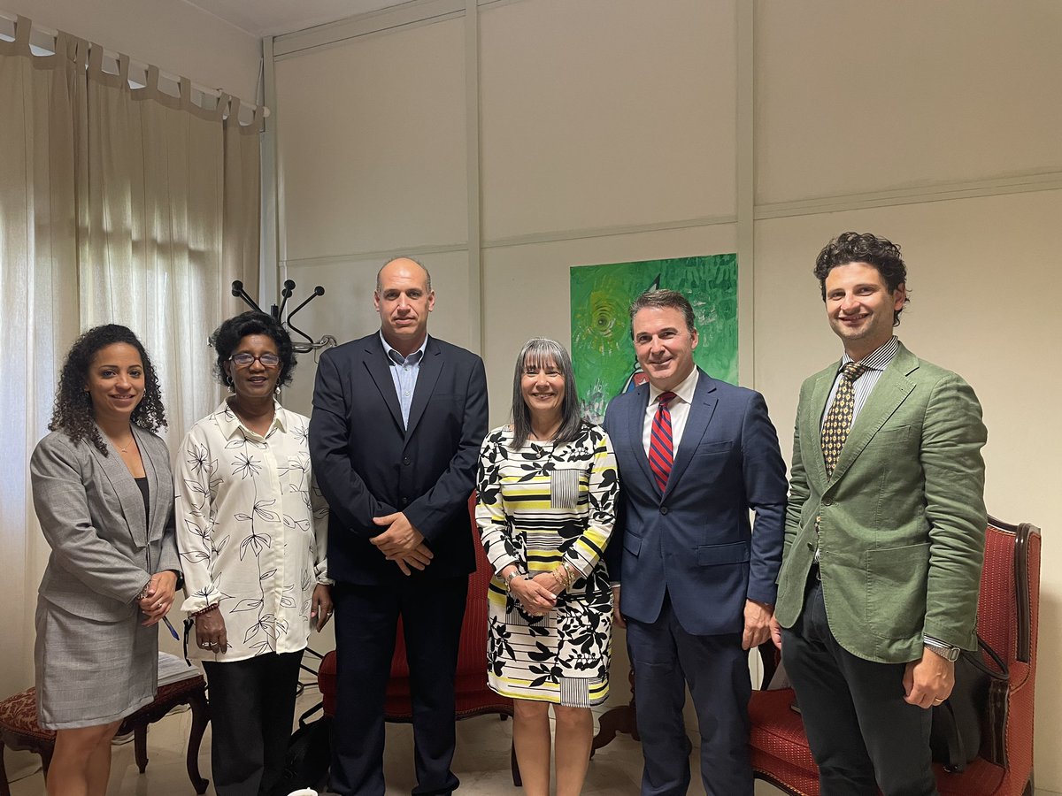 En reunión con Dino Fortunato, asesor técnico jefe y referente para #Cuba de ONUDI Italia <a href="/UNIDO/">UNIDO</a>, intercambiamos sobre los proyectos en curso y agradecimos colaboración de este organismo con nuestro país.