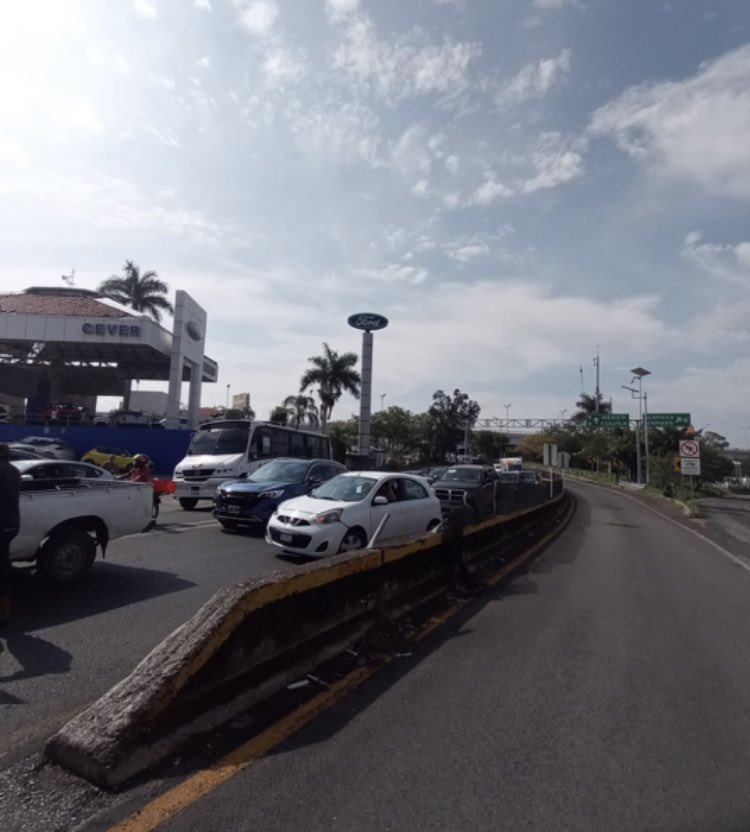 Yohali Reséndiz (@yohaliresendiz) on Twitter photo .#Cuernavaca #Morelos
Así lucen los puntos de cierre de transportistas y agremiados
*Plaza Cristal
*Secretaria de hacienda (Himno nacional)
*Chipitlan -Acapulco
*Paloma de La Paz
“No cederemos” “No queremos ya ningún diálogo con Toledo <a href="/CGMyT_Morelos/">Coordinación General de Movilidad y Transporte</a>” “Buscamos que nos .#Cuernavaca #Morelos
Así lucen los puntos de cierre de transportistas y agremiados
*Plaza Cristal
*Secretaria de hacienda (Himno nacional)
*Chipitlan -Acapulco
*Paloma de La Paz
“No cederemos” “No queremos ya ningún diálogo con Toledo <a href="/CGMyT_Morelos/">Coordinación General de Movilidad y Transporte</a>” “Buscamos que nos