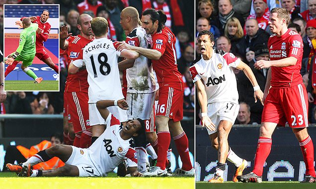 “Nosotros parecíamos malas personas dentro del campo cuando jugábamos en el Manchester United. Todos éramos unos animales y teníamos prohibido ser débiles".

- Patrice Evra