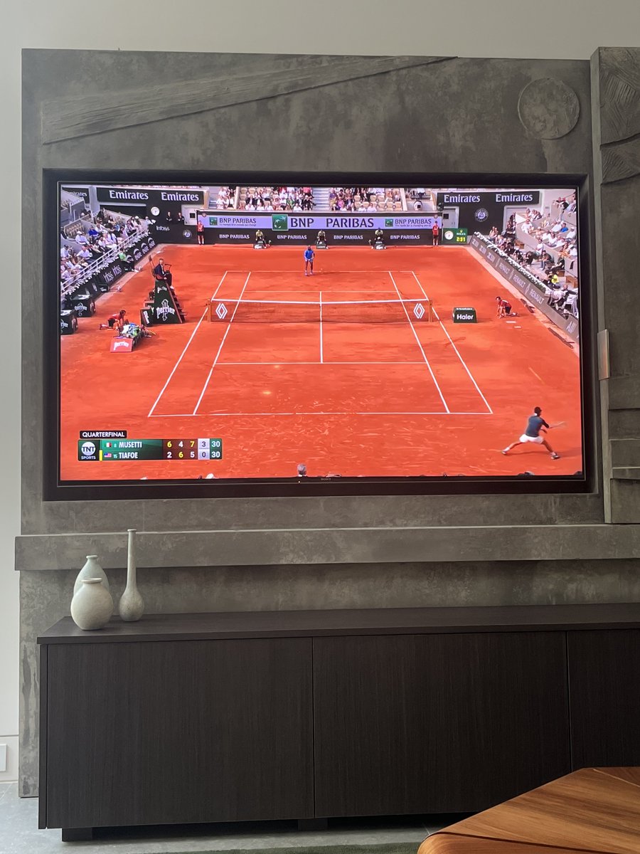 Tennis on TV hits better than art on TV