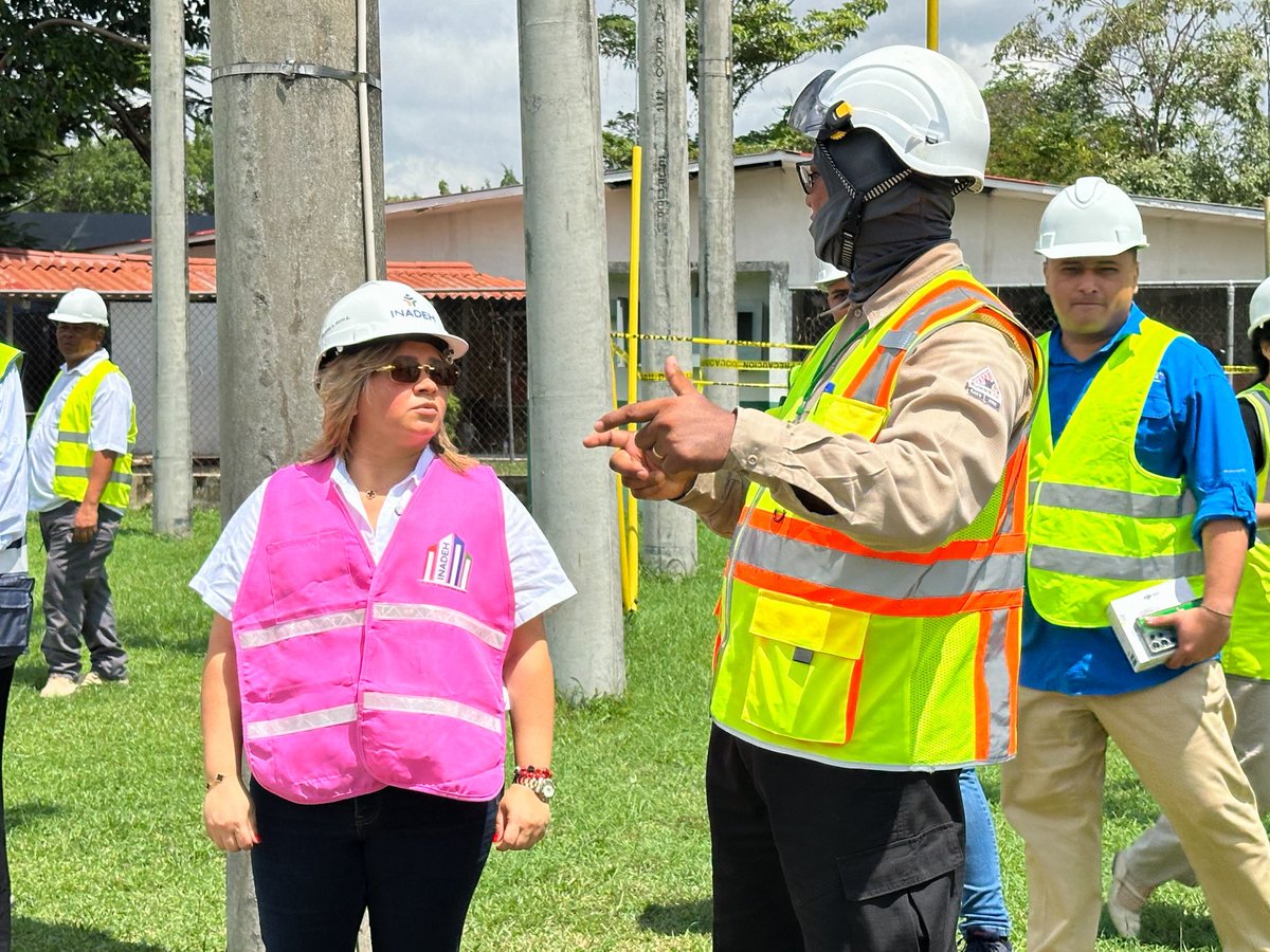 El <a href="/InadehOficial/">INADEH</a> sigue avanzando #ConPasoFirme🇵🇦.

#AEstaHora su directora <a href="/yapitti/">Yajaira Pitti</a> participa en un recorrido por el nuevo centro de formación de especialidades eléctricas en la nueva sección de @EnsaPanama, dentro del Inadeh, esta es una apuesta por la capacitación técnica y el