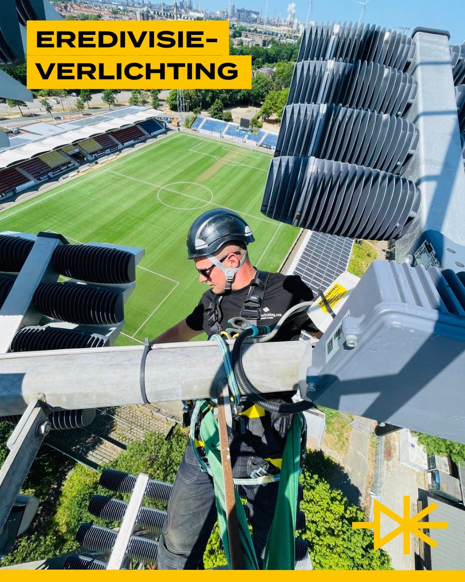 sportverlicht's tweet photo. 💡 @telstar1963nv heeft de eerste slimme investering al gedaan, namelijk overstappen op onze led-verlichting! Uiteraard geschikt voor de @KNVB en @eredivisie licentie!

🎉 Gefeliciteerd met de promotie!

#telstar #sportverlichting #led #telstar1963nv https://t.co/CAucAdD3P1