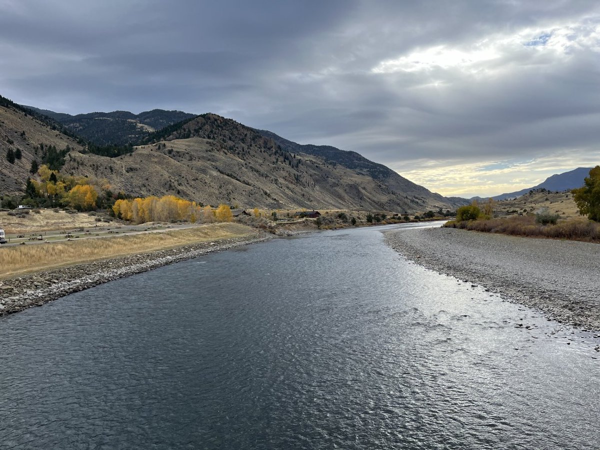 From sea level rise to river floods, SWOT is #TrackingWorldWater.

In a first, the satellite recently measured flood waves traveling down U.S. rivers – from space. This data could help communities spot dangerous floods in the making. go.nasa.gov/45anlYd