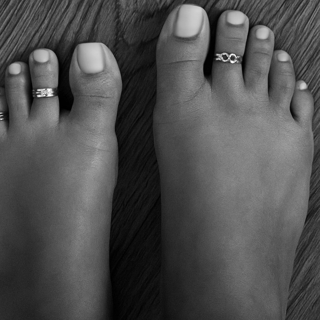 👣 Guess the polish color, baby…
No cheating 👀 Let’s see who’s really paying attention 😏
💸 Spoil the goddess — CashApp: $SoleilGoddess7
#GuessTheColor #FeetGoddess #PayToPlay #SoftLife #feetfetısh #paypigsfindme