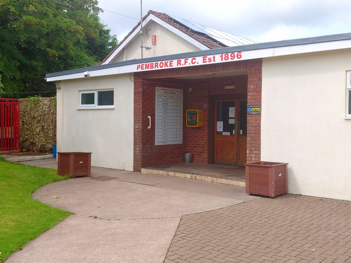 fayedavies29's tweet image. Club visit @PembrokeRFC
with Rugby Officer Mike King to support with projects and funding.Keep up the excellent work by volunteers at club now seeing the rewards with funding from putting robust policies & procedures in place through WRU Toolkit 🏉❤️
@WRU_Community @WRU_Scarlets