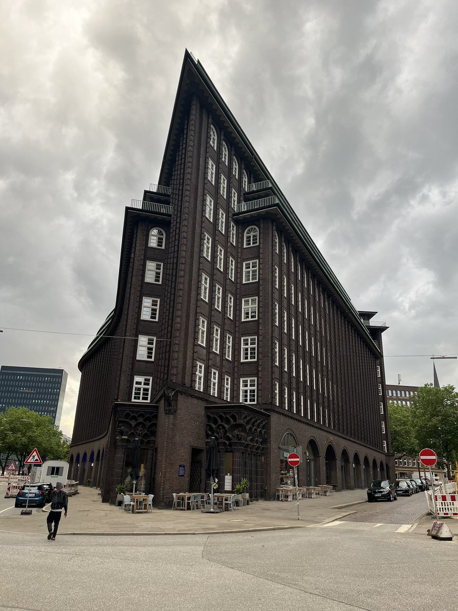 Bård Vegar Solhjell (@bardvegar) on Twitter photo Leaving Beautiful #Hamburg! Industrial and medieval. Free and hanseatic. City Hall and the Chamber of Commerce symbolically adjacent to each other. Now also the venue of the Hamburg Sustainability Conference #HSC2025 <a href="/anton_leis/">Antón Leis</a> <a href="/CGDev/">Center for Global Development</a> <a href="/BMZ_Bund/">Bundesentwicklungsministerium</a> <a href="/UNDP/">UN Development</a> <a href="/ASteiner/">Achim Steiner</a> Leaving Beautiful #Hamburg! Industrial and medieval. Free and hanseatic. City Hall and the Chamber of Commerce symbolically adjacent to each other. Now also the venue of the Hamburg Sustainability Conference #HSC2025 <a href="/anton_leis/">Antón Leis</a> <a href="/CGDev/">Center for Global Development</a> <a href="/BMZ_Bund/">Bundesentwicklungsministerium</a> <a href="/UNDP/">UN Development</a> <a href="/ASteiner/">Achim Steiner</a>