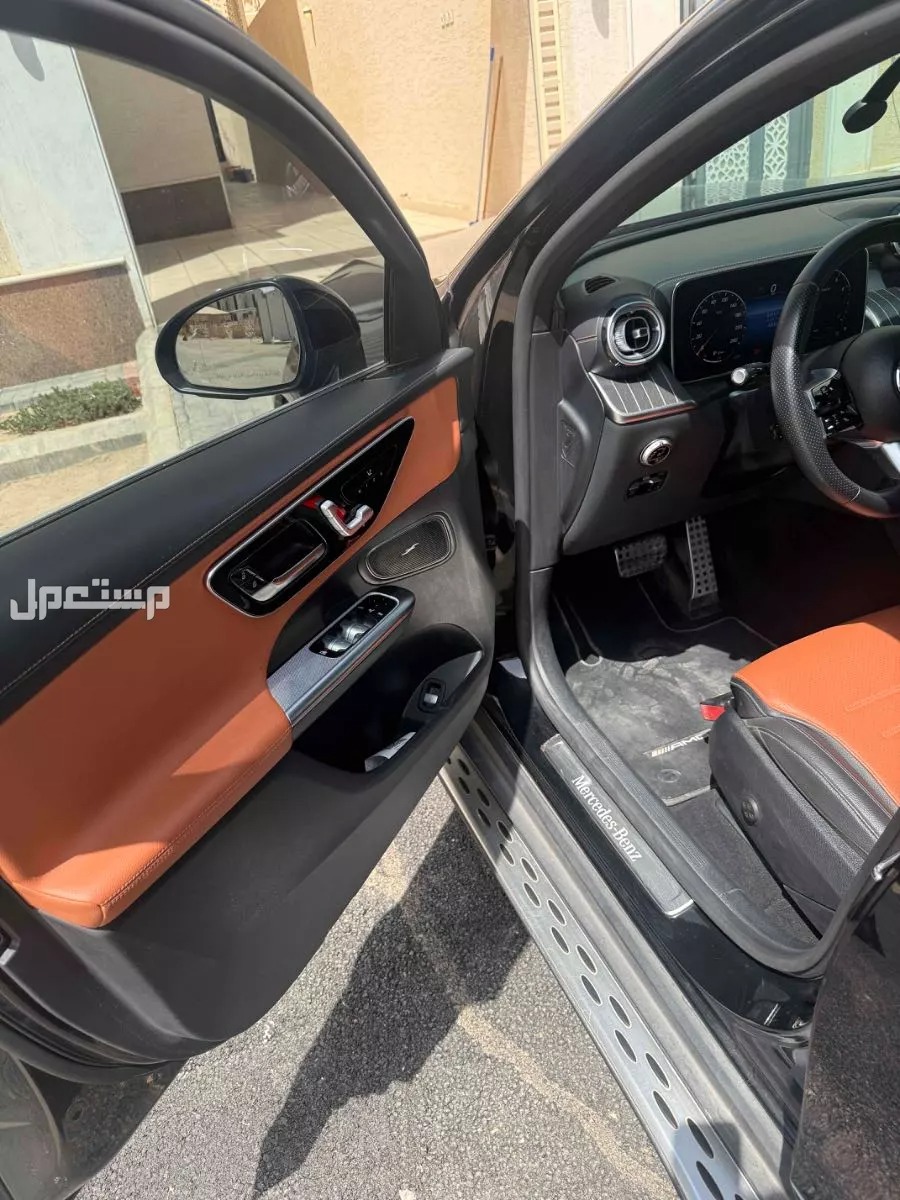 مرسيدس بنزMercedes Benz GLC 2024 في الرياض بسعر 240 ألف ريال سعودي
للتواصل مع المعلن 👇
mstaml.com/4499122
#مستعمل #السعودية #سيارات_للبيع #سيارات_السعودية #سيارات_مستعملة #مرسيدس_بنز #الرياض