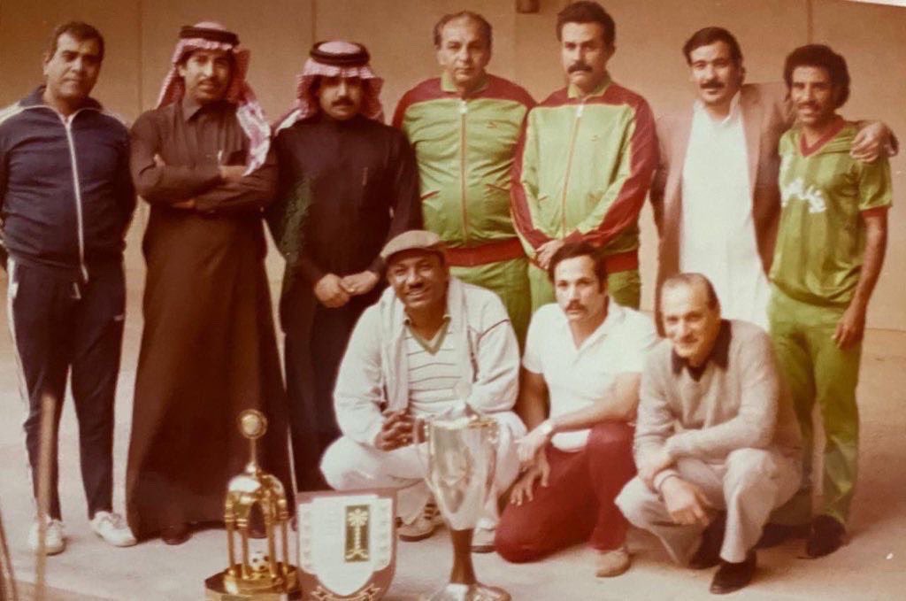 الاتفاق ليس مجرد ناد.. هو تاريخ بطل، ومجد مدينة، وعشق أمة
أول نادٍ سعودي يحقق ثلاثية الذهب في موسم واحد 💚❤️

ومن رحم #الدمام ولِد المجد الاتفاقي، وسيبقى شامخًا مهما تبدّلت الظروف
#خصخصة_الاتفاق_مطلب