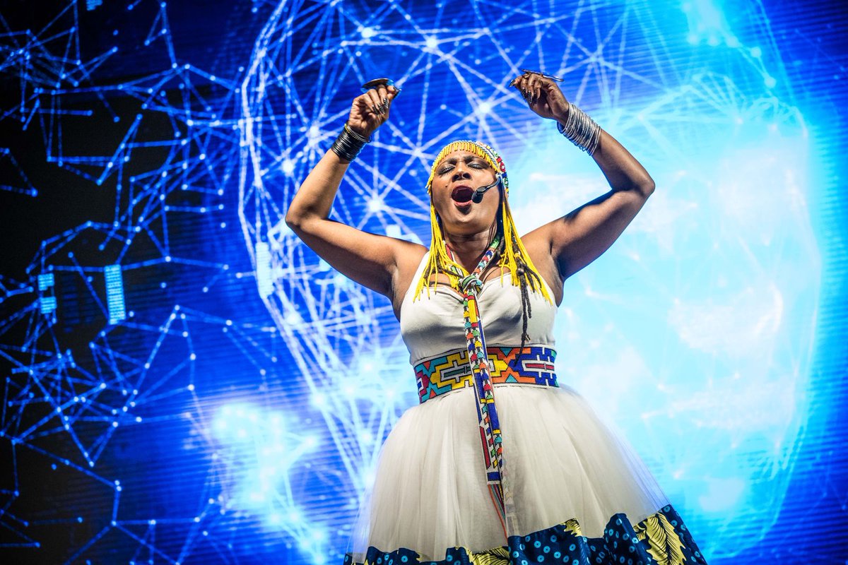 An unforgettable evening of music by DJ ADILLXH and a captivating performance by the phenomenal Napo Masheane after Day 1 of #SAPHILA2025.

As Day 2 kicks comes to a close, we prepare for another wonderful evening of networking and connecting as SAP community. 

 #AFSUG