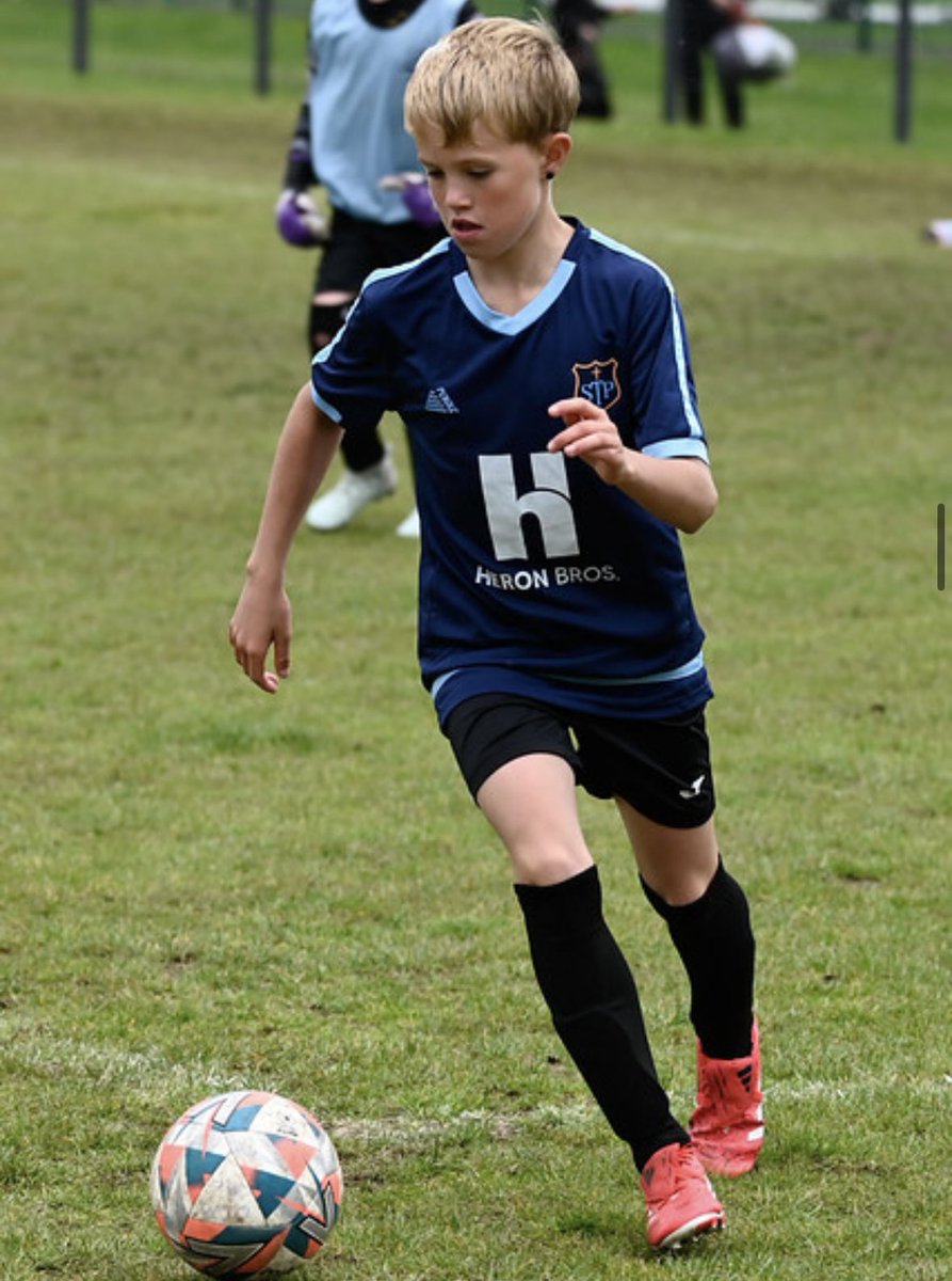 St_Thomas_ERC's tweet photo. Our P5/6/7 footballers had a great day at the Matthew Carney Tournament on Sunday. They worked hard and encouraged each other throughout the event. Thank you to all parent helpers for your support! ⚽️ https://t.co/DUPnwQsMfB