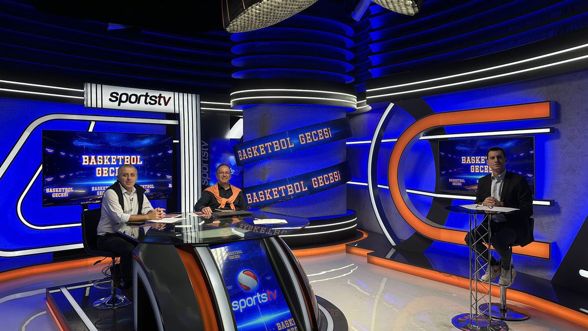 sportstv (@sportstv) on Twitter photo ▪️ Türkiye Sigorta Basketbol Süper Ligi'nde çeyrek finaller tamamlandı
Konuğumuz; Mersin Spor Kulübü Başantrenörü Can Sevim. (<a href="/mersin_msk/">mskbasketball</a>)
Basketbol Gecesi; <a href="/efeyamanlarr/">Efe Yamanlar</a>, <a href="/coachozyer/">Murat Özyer</a> ve <a href="/UMTAVC/">Ümit Avcı / Basketbol</a> ile saat 22.00’de sportstv'de!
İzlemek için 👉 bit.ly/3aJXzgt ▪️ Türkiye Sigorta Basketbol Süper Ligi'nde çeyrek finaller tamamlandı
Konuğumuz; Mersin Spor Kulübü Başantrenörü Can Sevim. (<a href="/mersin_msk/">mskbasketball</a>)
Basketbol Gecesi; <a href="/efeyamanlarr/">Efe Yamanlar</a>, <a href="/coachozyer/">Murat Özyer</a> ve <a href="/UMTAVC/">Ümit Avcı / Basketbol</a> ile saat 22.00’de sportstv'de!
İzlemek için 👉 bit.ly/3aJXzgt