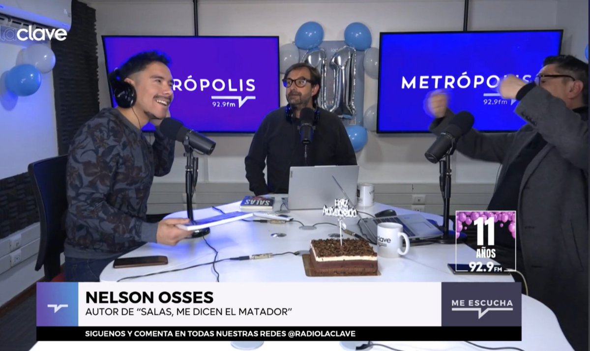 nelsonosses's tweet image. Muchas gracias @radiolaclave por la invitación. Justo en el día de celebración de sus 11 años! 🥳

Un honor hablar sobre los libros publicados.

SALAS, me dicen El Matador 📘
Don Elías 📕
