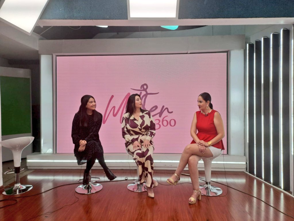 "Existe una nueva generación que se interesa en la salud mental, que acuden a especialistas o estudian carreras afines. La salud mental está presente en todo lo que hacemos y nuestra vida cotidiana, todos los días es importante reconocer a estos profesionales", menciona Ariela.