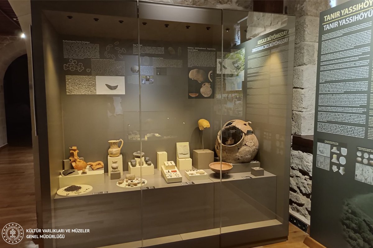 kvmgm's tweet photo. Elbistan Şehir Müzesi Yeniden Ziyarete Açılıyor!

🎉 Uzmanlarımızın büyük bir emek harcadığı restorasyon süreci başarıyla tamamlandı!

🏛 Elbistan Şehir Müzesi, 04 Haziran 2025 tarihinde kapılarını ziyaretçilerine yeniden açıyor.

Bu özel müzemizi keşfetmek ve tarihe tanıklık etmek için sizleri bekliyoruz!

#ElbistanŞehirMüzesi  #Müze #Kahramanmaraş
