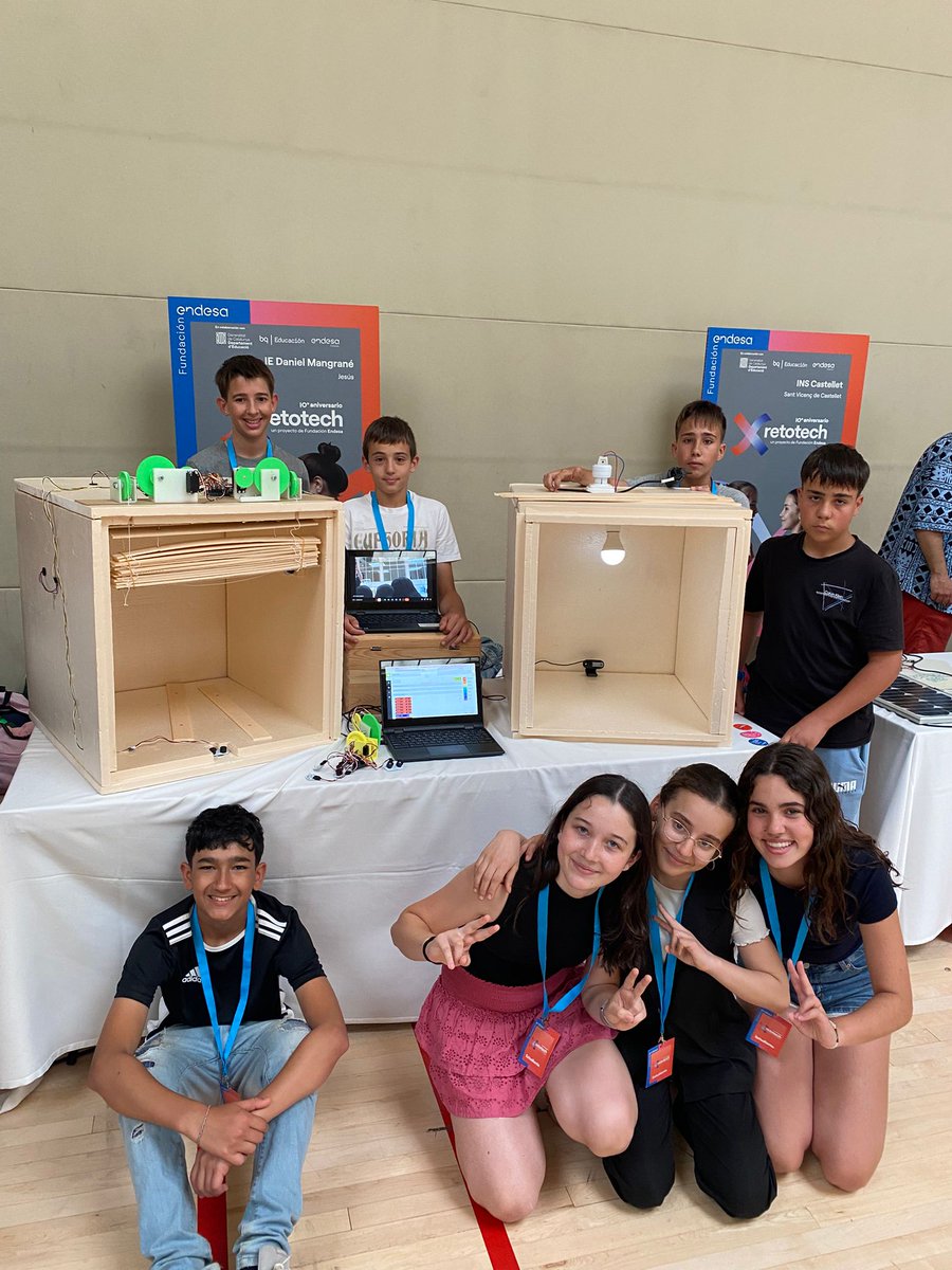 🤖💡 Al Festival RetoTech 2025 de Barcelona, el nostre alumnat de 1r d’ESO ha presentat el seu projecte tecnològic, fruit de mesos de treball amb robòtica, programació i creativitat.

Una experiència que inspira i acosta els joves al món STEAM! 🔧🔋