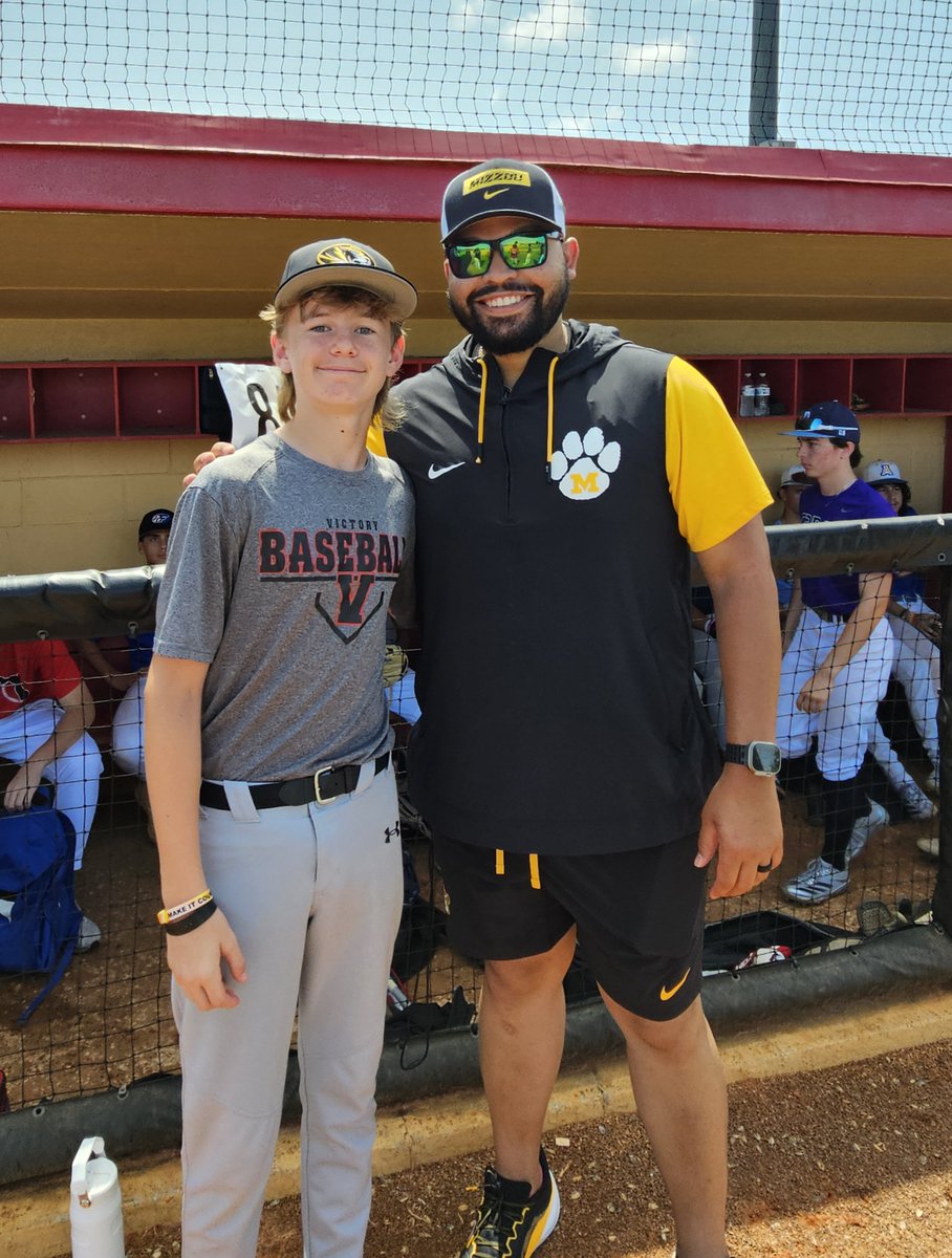 1CaleRichardson's tweet photo. Thanks Coach @jose_PR10 for your time and valuable words today.  Hope to see you down the road. #MIZ #classof29 #vcabaseball #mizzoubaseball https://t.co/y8DUkrURTf
