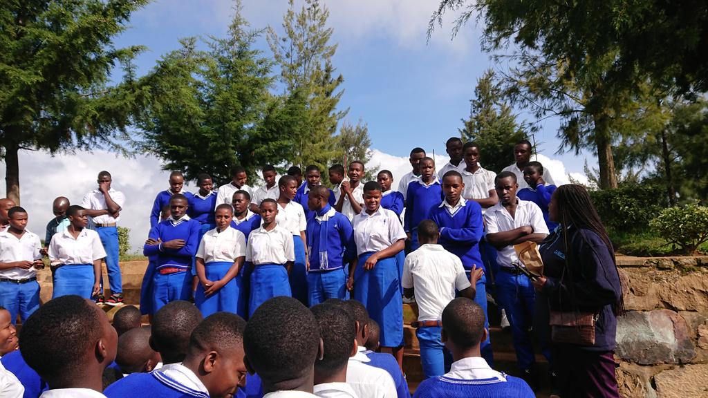 Yesi_Rwanda's tweet photo. 🧠📢 Today @Yesi_Rwanda held an interactive outreach session on #Consent & #SexualHarassment Prevention through our school-based #PeerEducationProgram.
PEs learned the importance of creating safe, respectful environments.
PEs are key to driving this change from within. https://t.co/hkVcZUjFUM