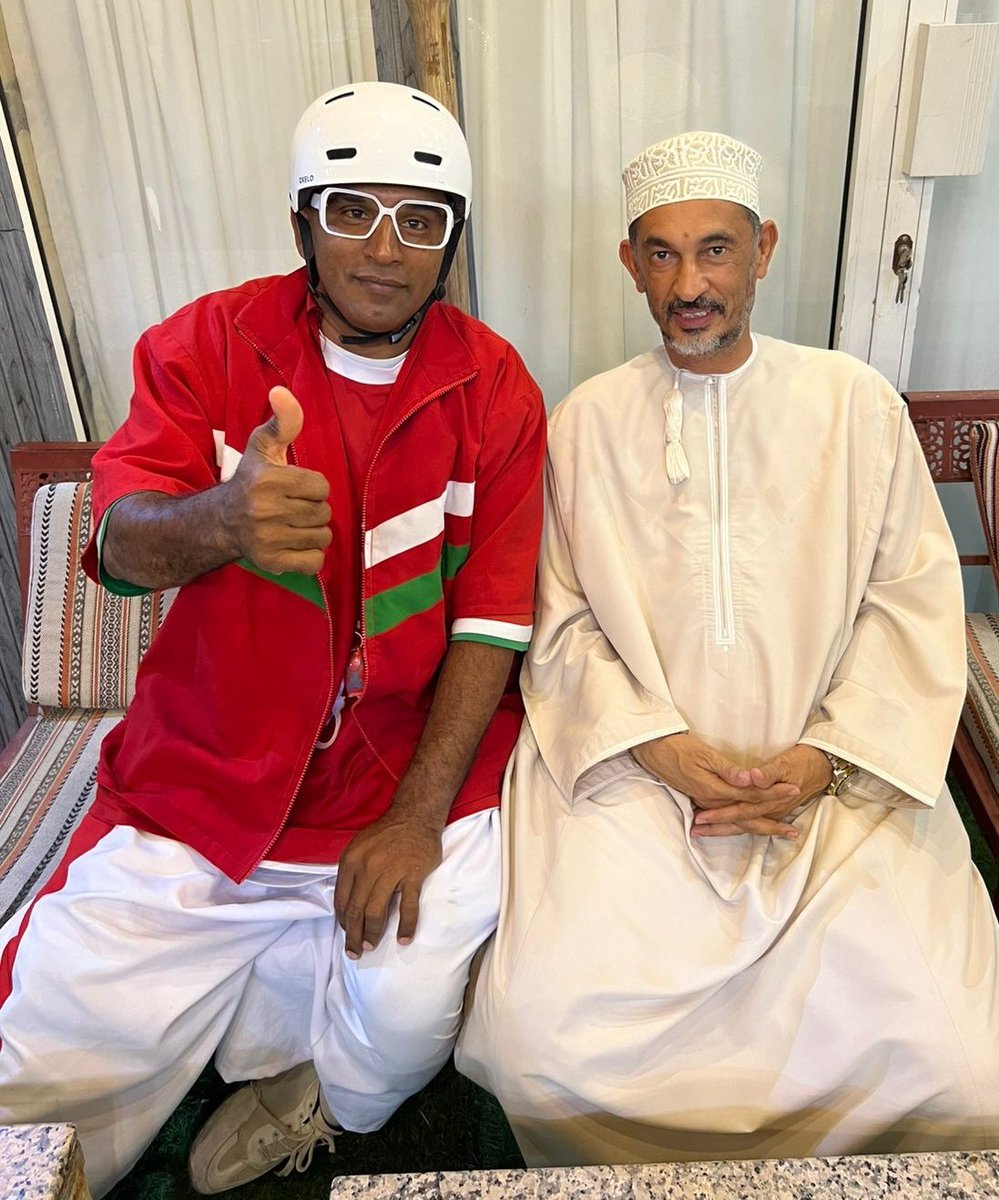 عزيز الحسني (@aziz_salim73) on Twitter photo الدراج #_عدنان_الرئيسي صاحب العرض الرياضي بالسيكل الخاص به، ويكاد تجده في كل أحياء ولاية بوشر ومحافظة مسقط.
سعدت بالجلوس معه في <a href="/KARAKEYE7/">مطعم ومقهى عين الكرك أكلات عمانية ولاية بوشر</a>
أسأل الله له الصحة والعافية.
محب لوطنه. الدراج #_عدنان_الرئيسي صاحب العرض الرياضي بالسيكل الخاص به، ويكاد تجده في كل أحياء ولاية بوشر ومحافظة مسقط.
سعدت بالجلوس معه في <a href="/KARAKEYE7/">مطعم ومقهى عين الكرك أكلات عمانية ولاية بوشر</a>
أسأل الله له الصحة والعافية.
محب لوطنه.