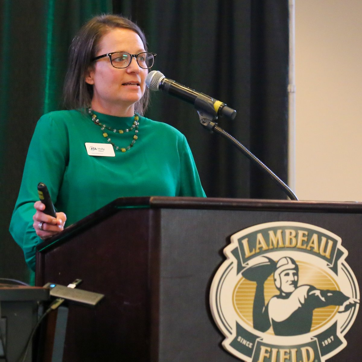 eTextileComms tweet media