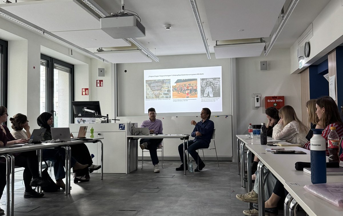 Heute im Public-History-Oberseminar in Wien: <a href="/DanielSchuch6/">Daniel Schuch</a> über KZ-Gedenkstätten im Kalten Krieg, Michael Hollogschwandtner moderiert