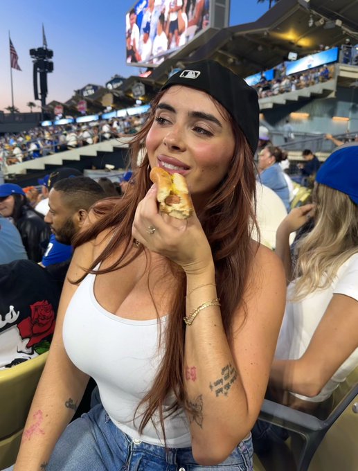 2 pic. https://t.co/xYanhxdVLE