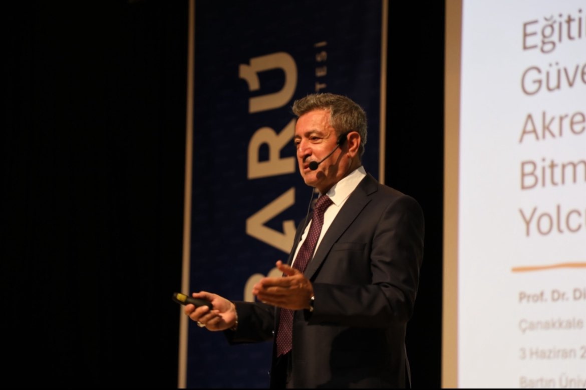 baruedutr's tweet photo. Bartın Üniversitesinde (BARÜ) düzenlenen etkinlikte eğitim-öğretim faaliyetlerinde kalite yolculuğunun önemi anlatıldı.

🔗 https://t.co/ZYfww0arfN https://t.co/krWAg14Kf2