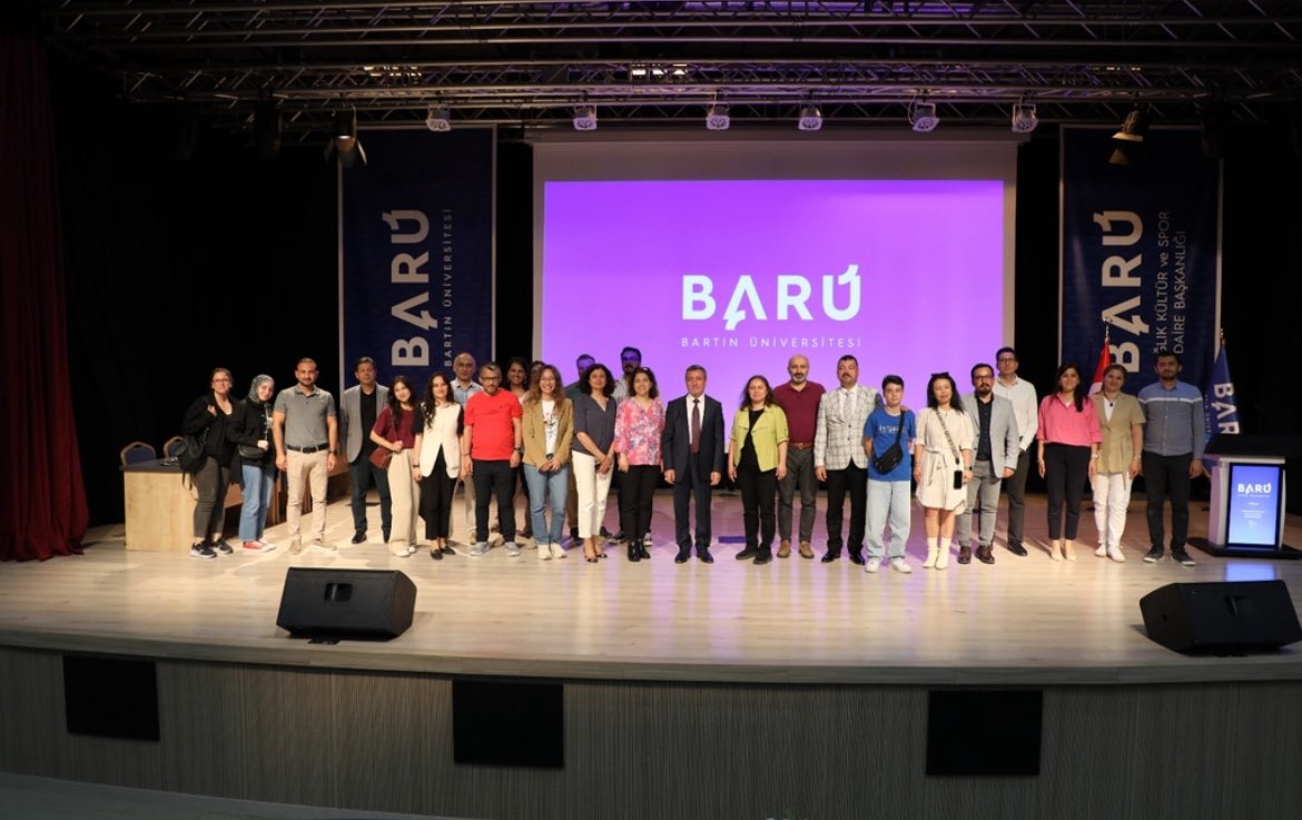 baruedutr's tweet photo. Bartın Üniversitesinde (BARÜ) düzenlenen etkinlikte eğitim-öğretim faaliyetlerinde kalite yolculuğunun önemi anlatıldı.

🔗 https://t.co/ZYfww0arfN https://t.co/krWAg14Kf2