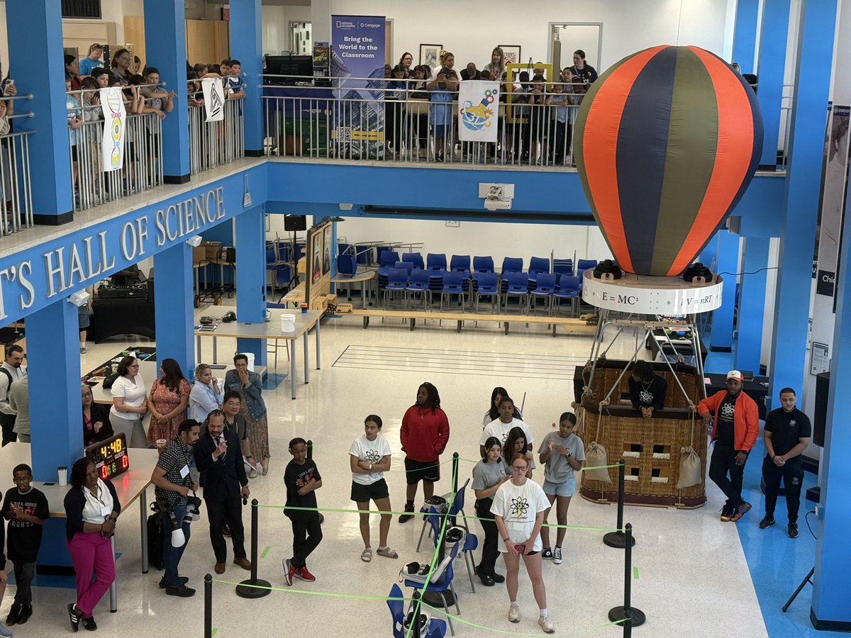 david_possner's tweet image. Our 2025 District 31 Science Expo was a tremendous success.  The students had an amazing experience showcasing their projects in our beautiful Hall of Science. 
GO D31 TEAM!
