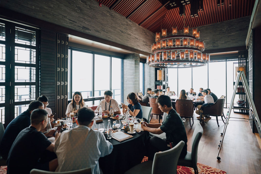 BinanceVIP's tweet photo. The #BinanceVIP Retreat is in full swing!

With private masterclasses, immersive workshops, and direct conversations with the Binance team, there are plenty of opportunities to connect and collaborate with fellow VIPs.