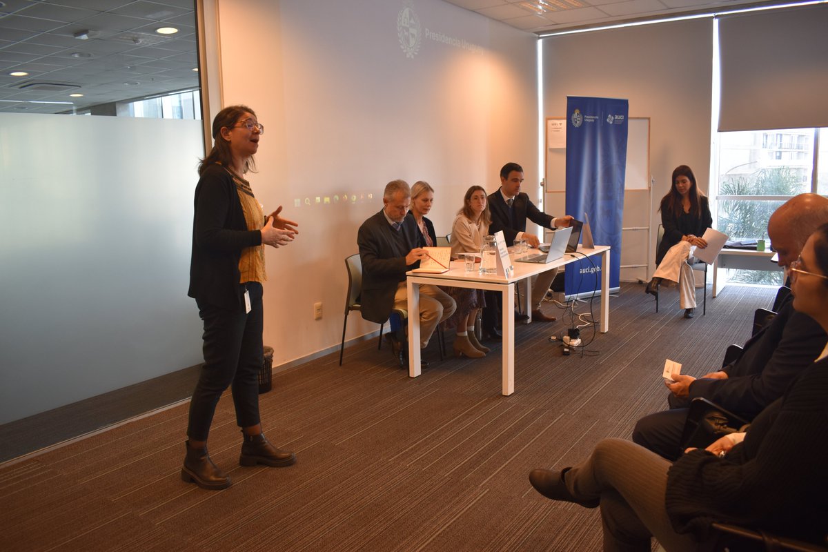 AuciUruguay's tweet image. Se realizó la conferencia "Los Actores de la Cooperación Triangular y su vínculo con 🇺🇾. Oportunidades de colaboración en el contexto actual", con el fin de fortalecer capacidades locales y nacionales en la gestión de la #cooperación alineadas con una mirada práctica y de impacto