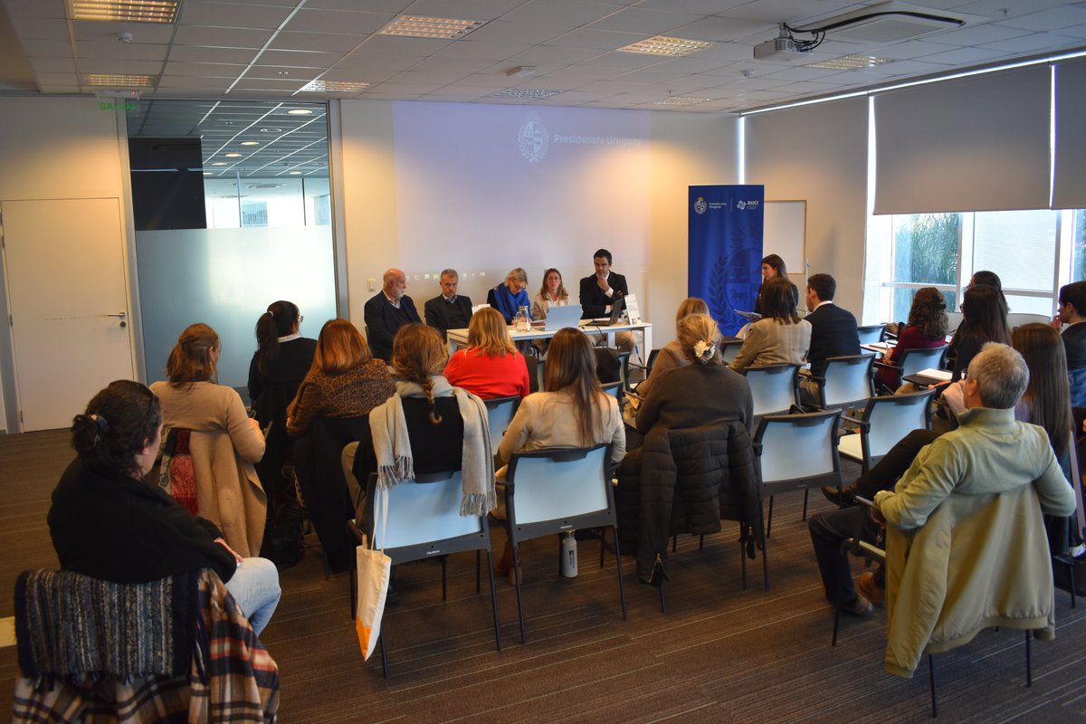 AuciUruguay's tweet image. Se realizó la conferencia "Los Actores de la Cooperación Triangular y su vínculo con 🇺🇾. Oportunidades de colaboración en el contexto actual", con el fin de fortalecer capacidades locales y nacionales en la gestión de la #cooperación alineadas con una mirada práctica y de impacto