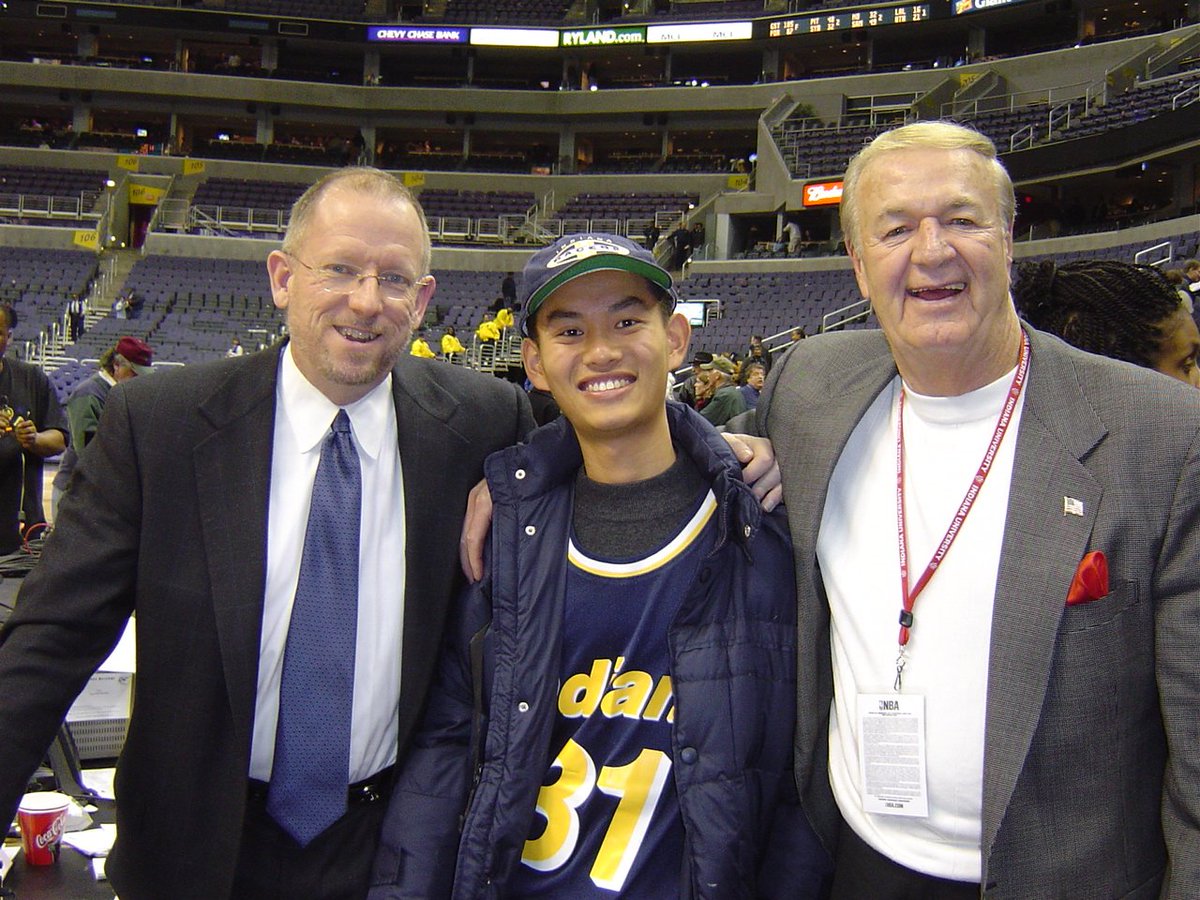 ChinaPacers's tweet photo. @Mark_J_Boyle I was on an NBA app podcast in China yesterday. Told the amazing story abt Slick and Nancy. They the heart of the Pacers. https://t.co/iQOzNqex9V