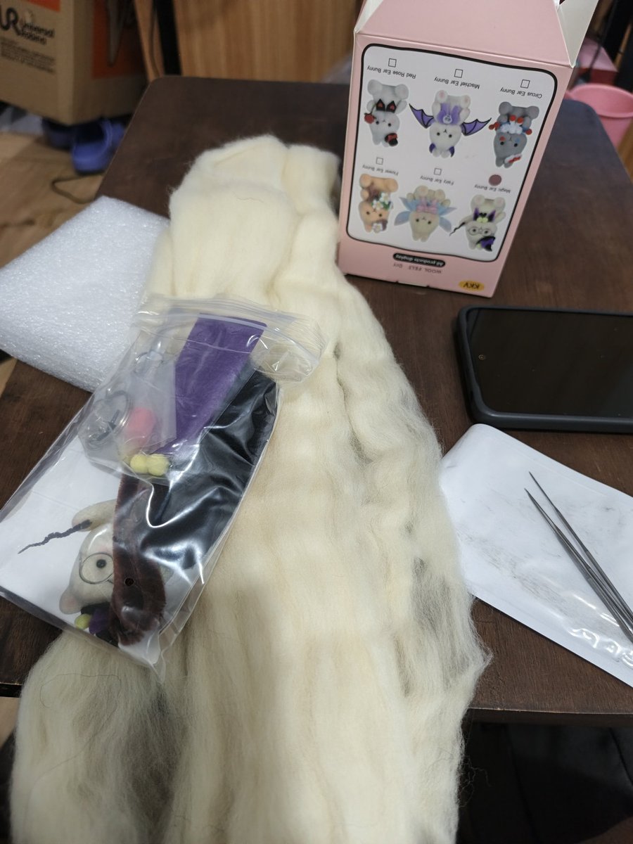 loststar22's tweet image. Lakas trip haha #Handwork #DIY #WoolFelt #FeltKit @Haideqz