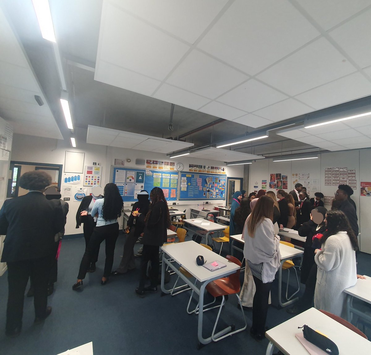 St Anne's Outreach (@stannesoutreach) on Twitter photo We had a great time with Year 12s from <a href="/WalworthAcademy/">Ark Walworth Academy</a> today who took park in our Oracy and Interview Skills Workshop - fantastic participation! #OxOutreach We had a great time with Year 12s from <a href="/WalworthAcademy/">Ark Walworth Academy</a> today who took park in our Oracy and Interview Skills Workshop - fantastic participation! #OxOutreach