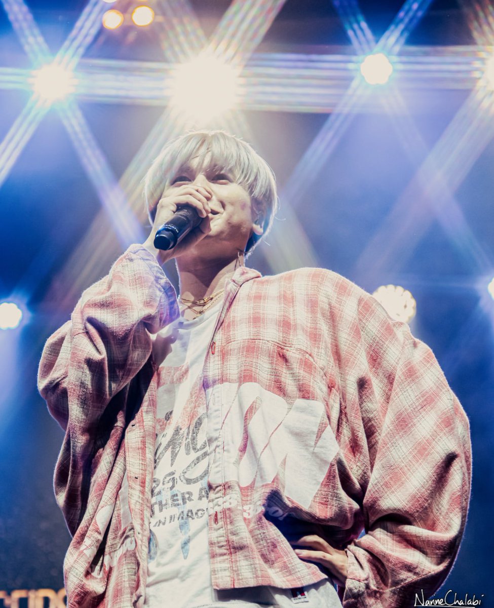 ごめんちょっとライティングが「金輪際現れない一番星の生まれ変わり」だった
instagram.com/p/DKb_DORP636/…