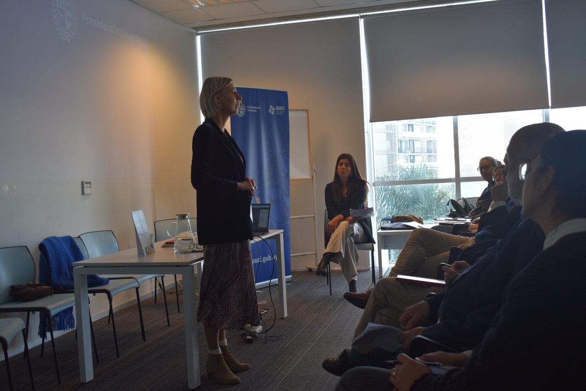 AuciUruguay's tweet image. La instancia se enmarcó en el curso de formación sobre #CooperaciónInternacional, con énfasis en la cooperación triangular, realizado por la @unc_cordoba  y #AUCI, a través del #FondoUeAuci con la @UEenUruguay.