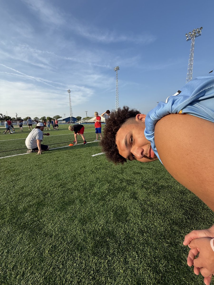 BATHFootball23's tweet photo. Having Fun at Youth Camp!!!
#ContinuetheClimb https://t.co/DbxLWh7Jbr