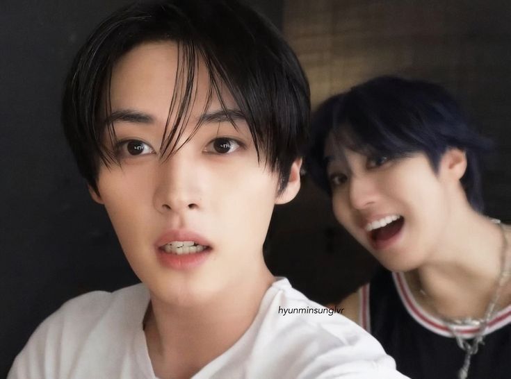 TeczoweZycieYu's tweet photo. ᅠ
ᅠᅠᅠᅠᅠ 📸 ♫ ♡ Tao_Tao story ♡ ♫
ᅠ
Chase chciał zrobić selce, więc postanowiłem, że muszę na niej być. 😎
#Way_to_Trainee
#Daily_wayᅠᅠᅠᅠᅠ https://t.co/XtPYxcxfhP