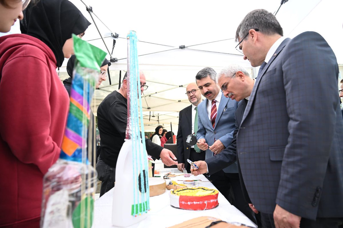 İl Başkan yardımcımız Hikmet Çalışye, Yıldırım Belediyesi taradından düzenlenen, “Dünya Çevre Haftası” kapsamında Plastik Kirliliği ile Mücadele teması ve “Çevrene İyi Bak” yeşil alan farkındalığına dikkat çekmek adına düzenlenen programa katıldı.