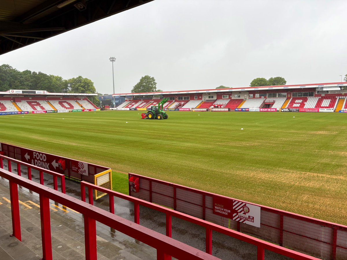 Chris Hopkins tweet media