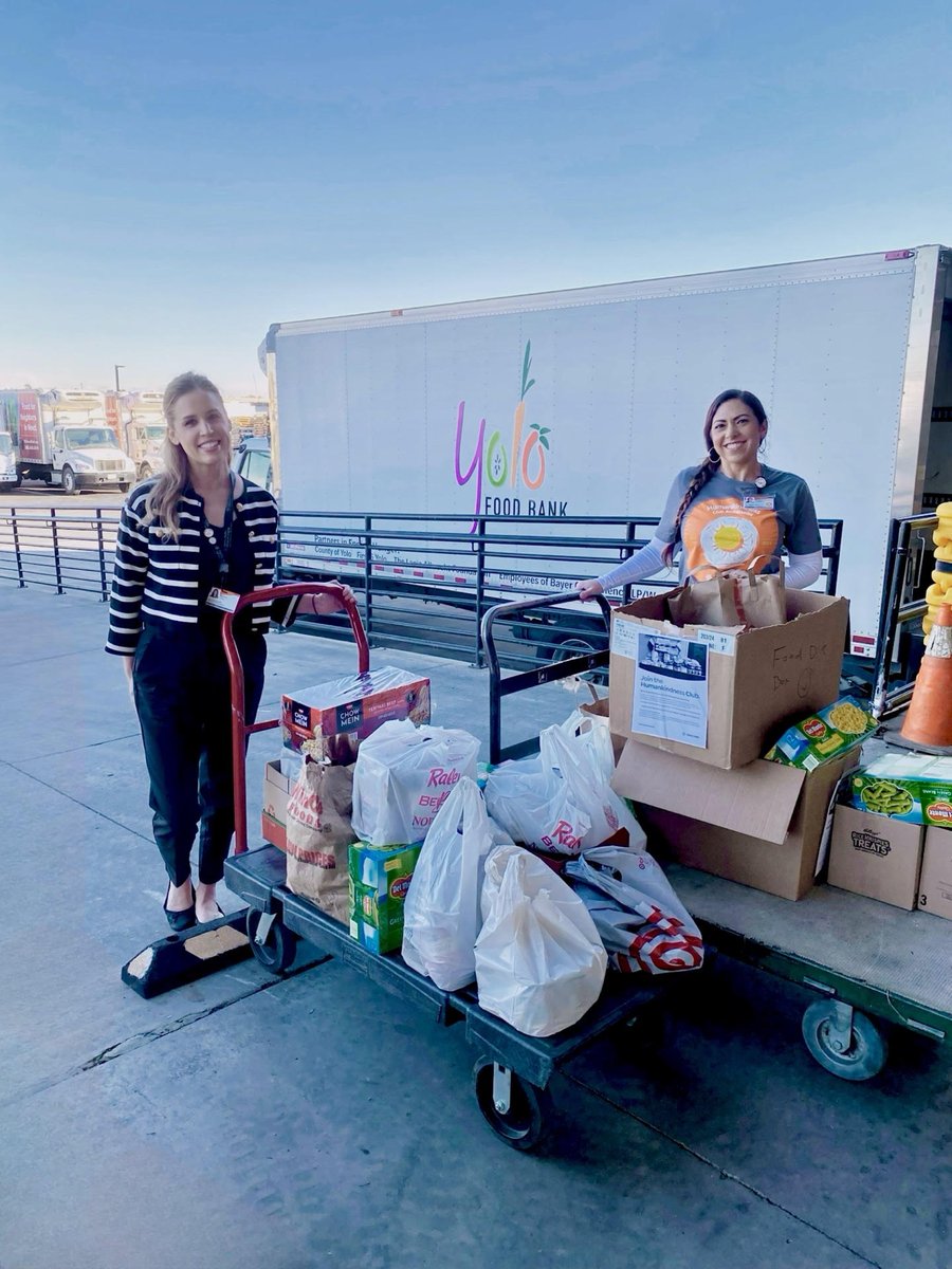 Happy 10th Anniversary to our Humankindness Club! 🎉 For a decade, they've been spreading kindness across CA with school supply drives, cleanups &amp; more! Huge thanks to founder Sara &amp; all the volunteers! ❤️ #HelloHumankindness #DignityHealth #Volunteer #Community