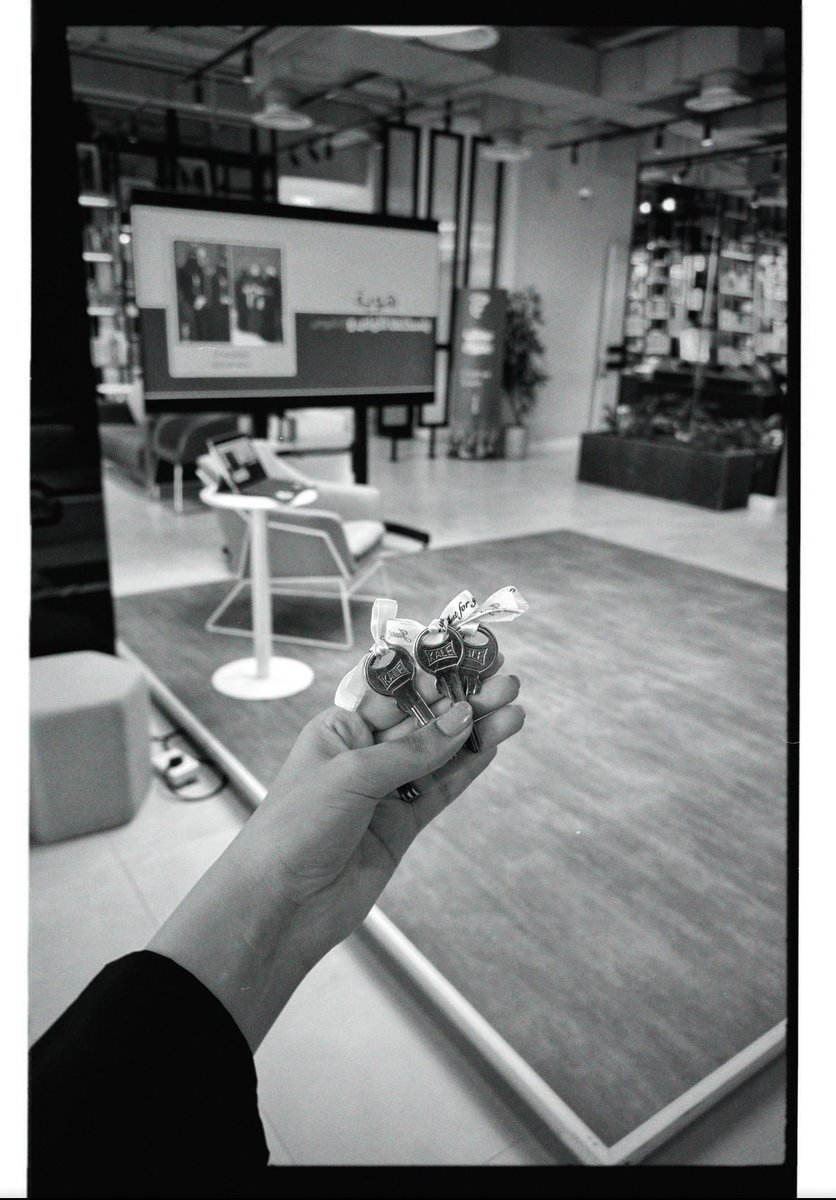 هوية tweet media