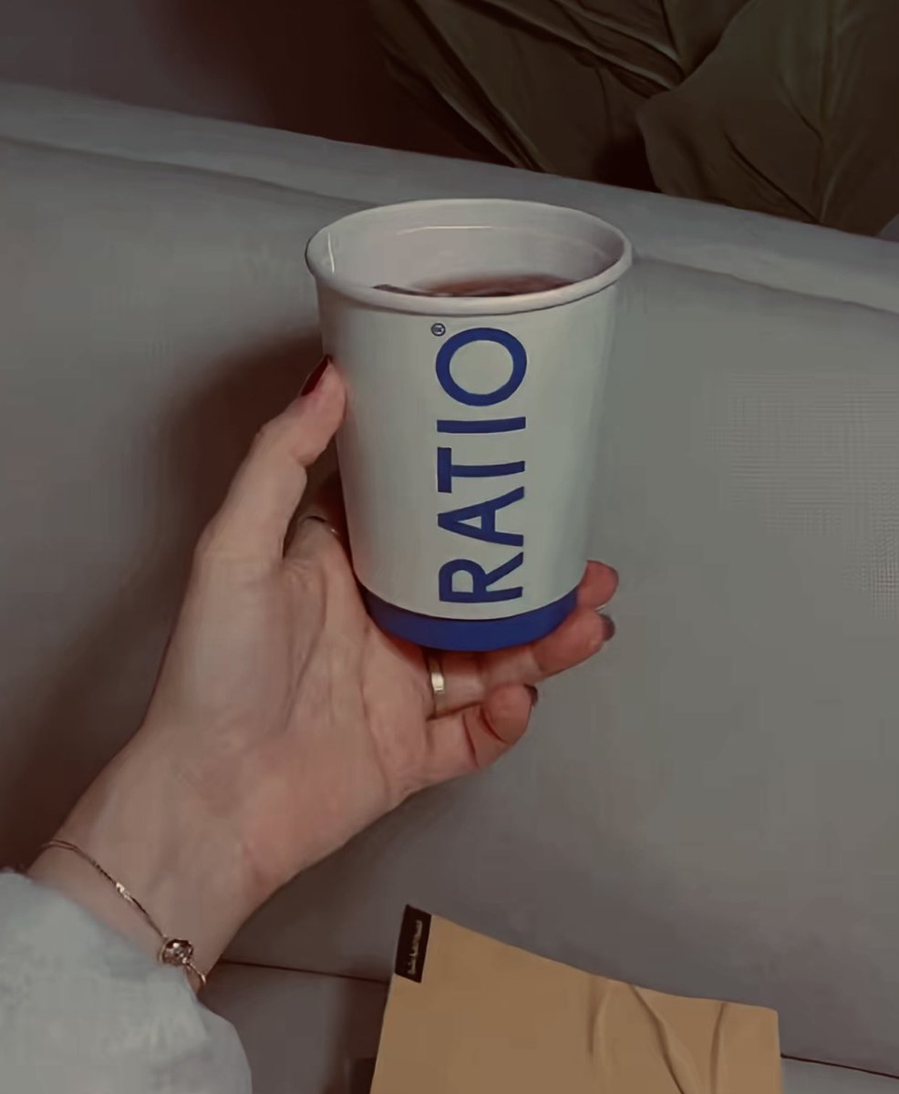 الخداع لا يولد من ضعف ..بل من نفوس اعتادت أن تُزيّن الزيف وتخاف المواجهة..
أما الوضوح..فهو شجاعة..وهو نعمة لا يمتلكها إلا الأقوياء ..
فلن أندم على صدقي ولا على نقائي..
فالخسارة ليست خسارتي بل خسارة من لم يُدرك قيمة قلبٍ لا يعرف إلا الحقيقة ..