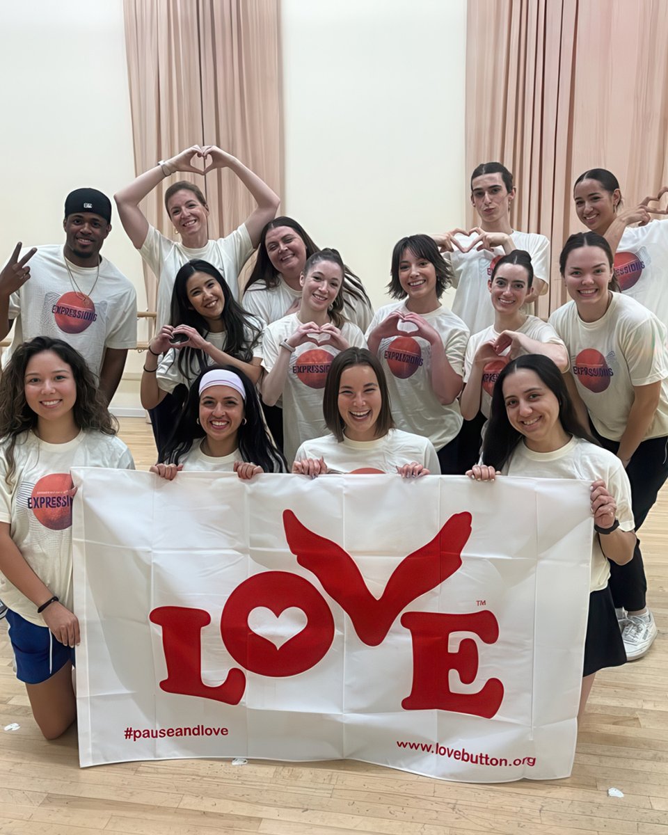 Love Button Global Movement tweet media