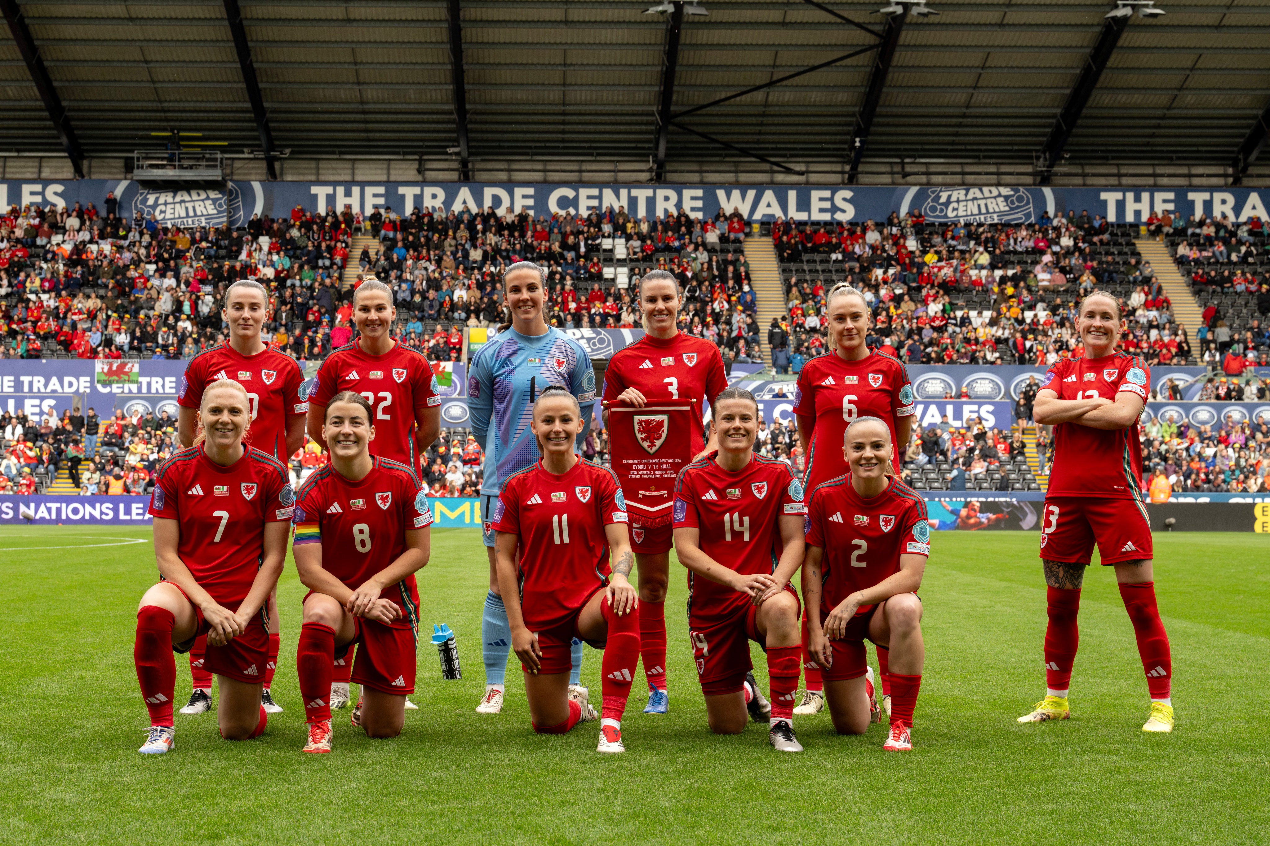 Cymru line up at Swansea.com Stadium