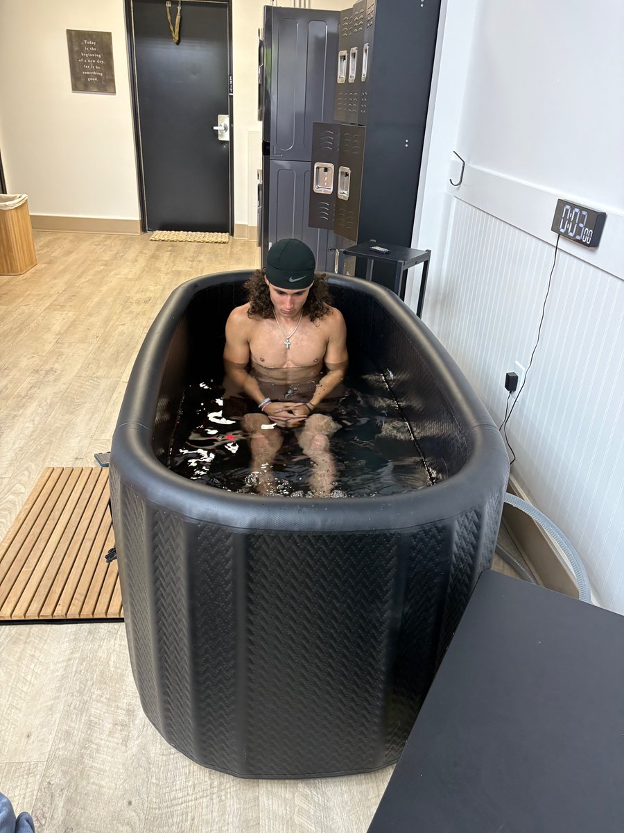 R5 WELLNESS (@r5wellness) on Twitter photo This dude works his tail off! Love seeing him healthy! 39 degrees! No better recovery! <a href="/NicoCua_/">Nico Cua</a> <a href="/MiltonEagles_FB/">Milton High School Football</a> <a href="/cm7sparq/">Coach Murphy</a> This dude works his tail off! Love seeing him healthy! 39 degrees! No better recovery! <a href="/NicoCua_/">Nico Cua</a> <a href="/MiltonEagles_FB/">Milton High School Football</a> <a href="/cm7sparq/">Coach Murphy</a>