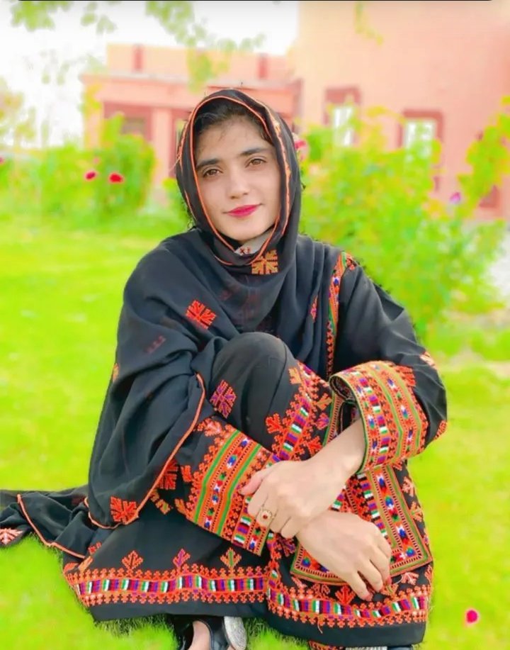 کسہ بلوچ ئیگ اِنت بس وہد گوزان اِنت نام ءُ کارست بدل بوان اَنت بلے  کسہ ہما بلوچ اِنت، 
#ReleaseMahjabeenAndYounusBaloch